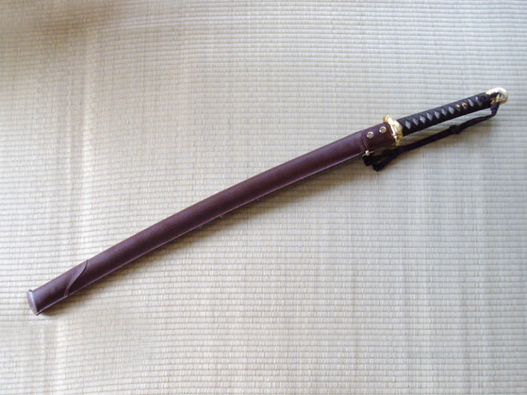 九八式軍刀・鉄鞘・真剣・鮫皮・ひきはだ・三式軍刀刀身・送料込み Yahoo!オークション - 日本軍日本陸軍・九八式軍刀拵鉄鞘拵・模造刀身