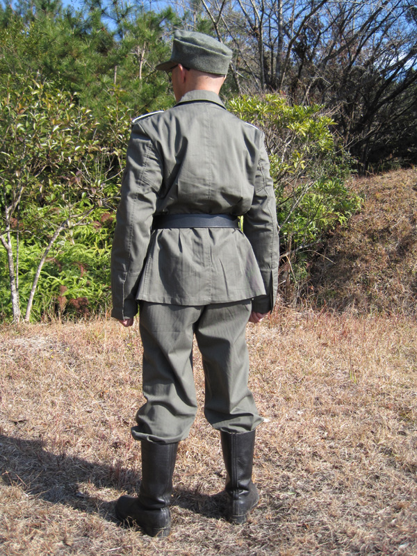 旧東ドイツ軍制服改造WWW II ドイツ武装親衛隊下士官(軍曹)上衣のみ