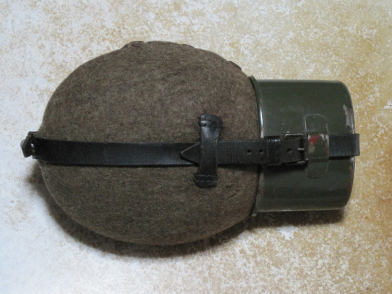 独軍水筒選び・その1 ～ ドイツ国防軍 M31 水筒 (実物) ナナシ