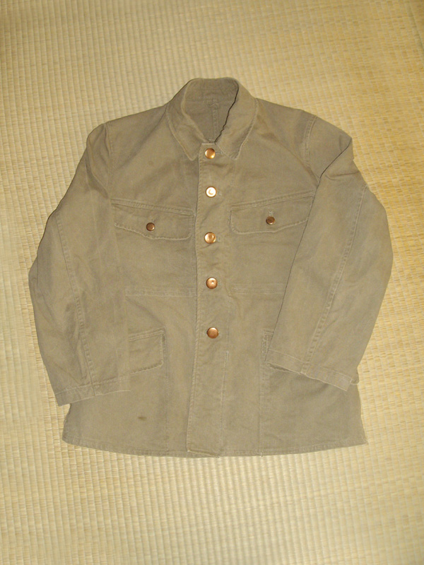 軍衣