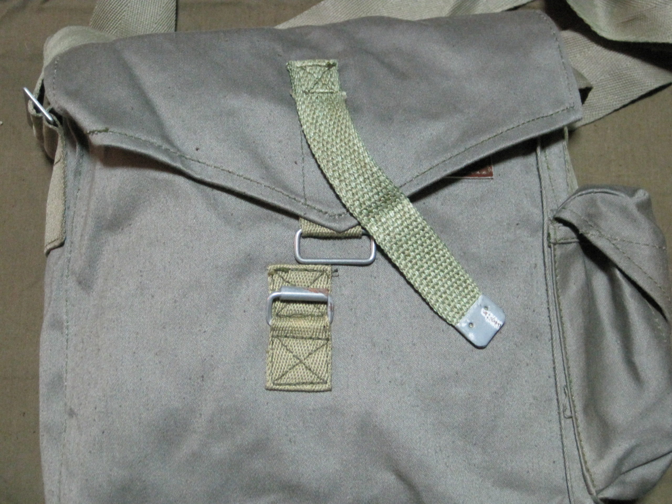 ソ連軍代用に最適 ～ ポーランド軍 SzM-41M ガスマスク (実物)│ナナシノミコト