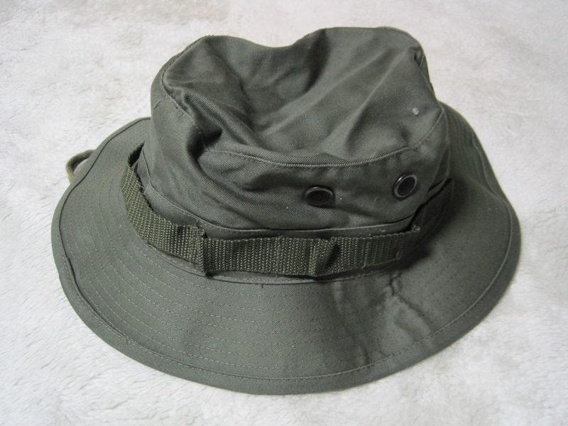 米軍実物 ベトナム戦争 ブーニーハット インセクトネット付 HAT JUNGLE，WITH INSECT NET， OD 7 7/8 デッドストック A ベトナム戦争　アメリカ軍実物ブーニーハット　OD色　レアサイズ