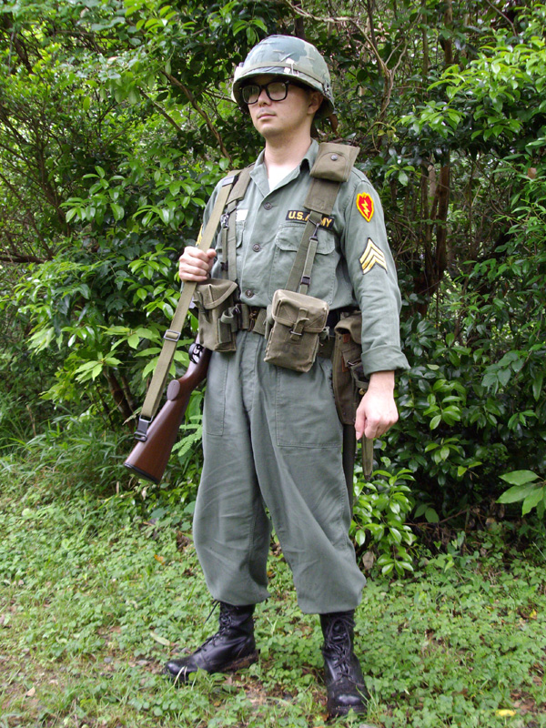 満点の - 北ベトナム、ベトコン、ナム戦装備セット(野戦服はレプリカ 