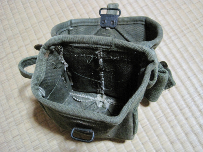 ベトナム戦米軍 M16A1用コットン20連マガジンポーチ