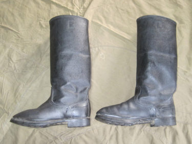ソ連伝統の 「キルザチー」 ～ ソ連軍 徴収兵用ブーツ (実物)
