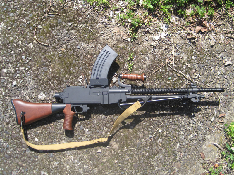 九六式99式軽機関銃弾倉嚢用負い紐 複製品　日本軍陸軍海軍陸戦隊属品嚢手入具嚢三年式九二式重機関銃弾薬箱軍服外套三八式四四式九九式 日本軍 96式・99式軽機関銃弾倉嚢 日本軍 96式・99