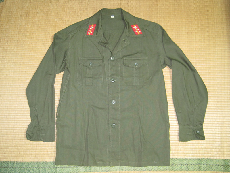 日本陸軍　階級章まとめて　当時物　複製品　兵士　将校　襟章　戦争　軍隊