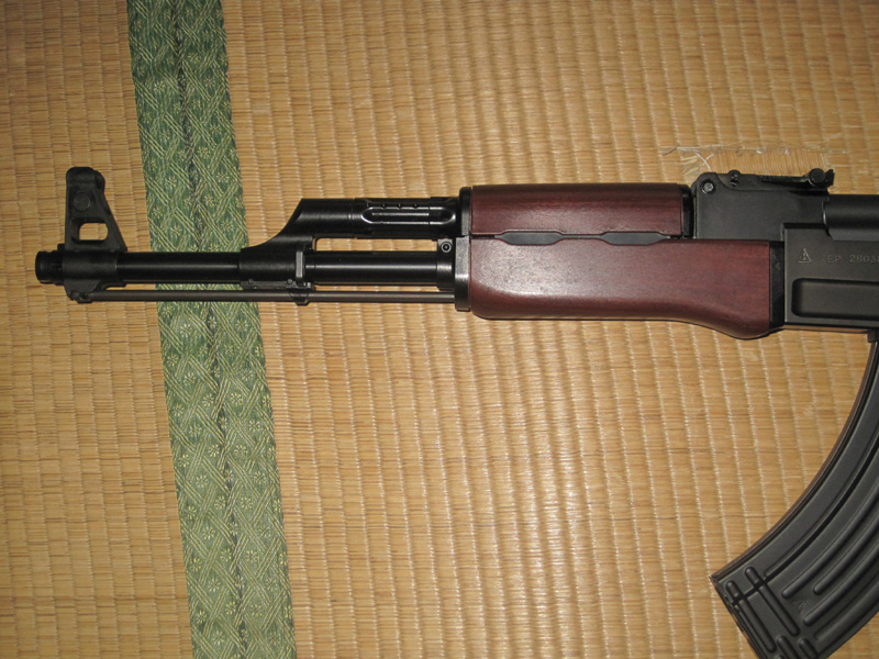 AK-47 (東京マルイ製・次世代電動ガン)│ナナシノミコト