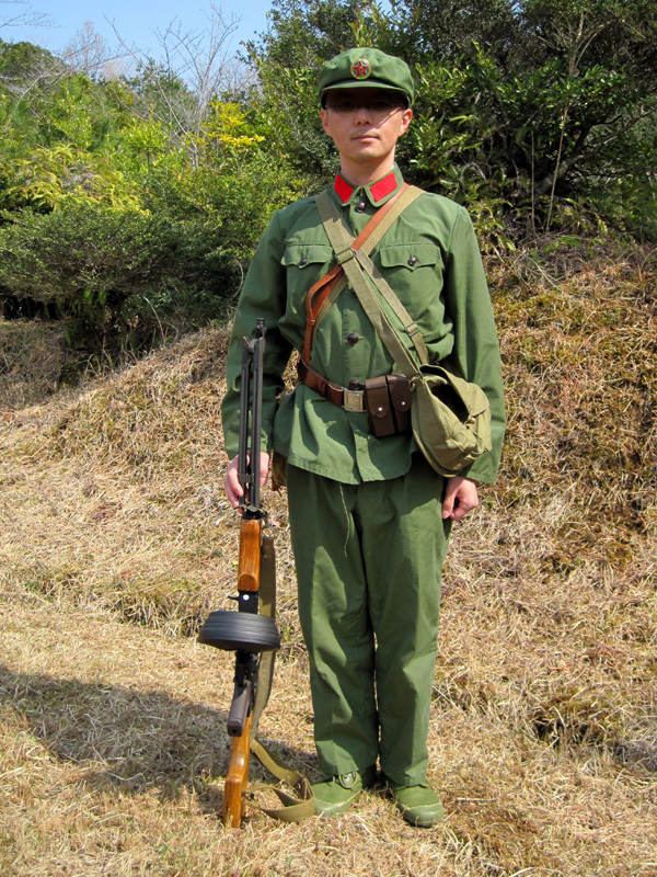 新品官給ベトナム戦争65式中国人民解放軍戦闘服上下帽子靴ベルト人民鞄フルセット