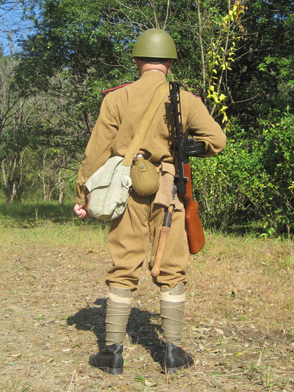 ソ連軍 1943年型ルバシカ・アップデート (海外製・複製品)│ナナシノミコト