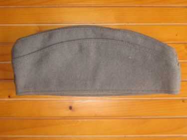 東ドイツ軍 舟形帽 (実物)