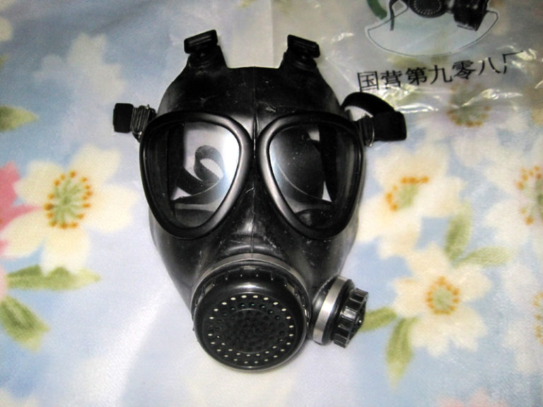 中国人民解放軍 FMJ-05 防毒面具 (実物) ナナシノミコト