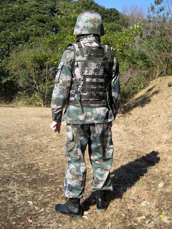【実物保証】中国軍　04B式林地迷彩ボディーアーマー　防弾チョッキ　メルカリ未来
