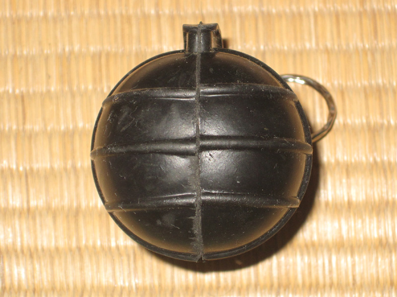 中国軍　82-2式 手榴弾 モデル　2個　新品未使用