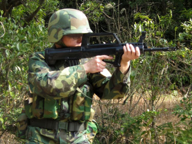 2000年代的陸軍士兵 ～ 中国人民解放軍 駐港部隊装備 [95式小銃]