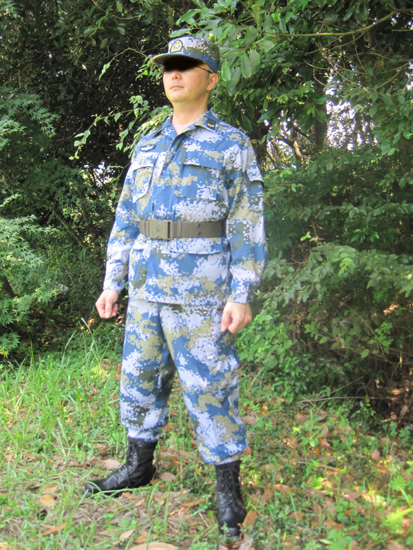 未使用 中国軍07式海軍陸戦隊用海洋迷彩戦闘服上下帽子セット 短納期対応 おもちゃ・ホビー・グッズ