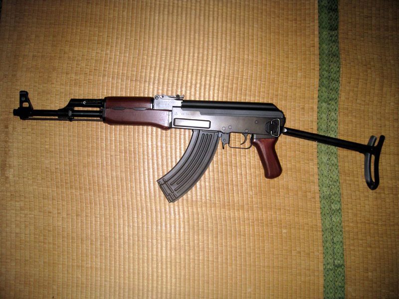中古品】東京マルイ 次世代電動ガン AK-47 惜し type3 実物スリング付き