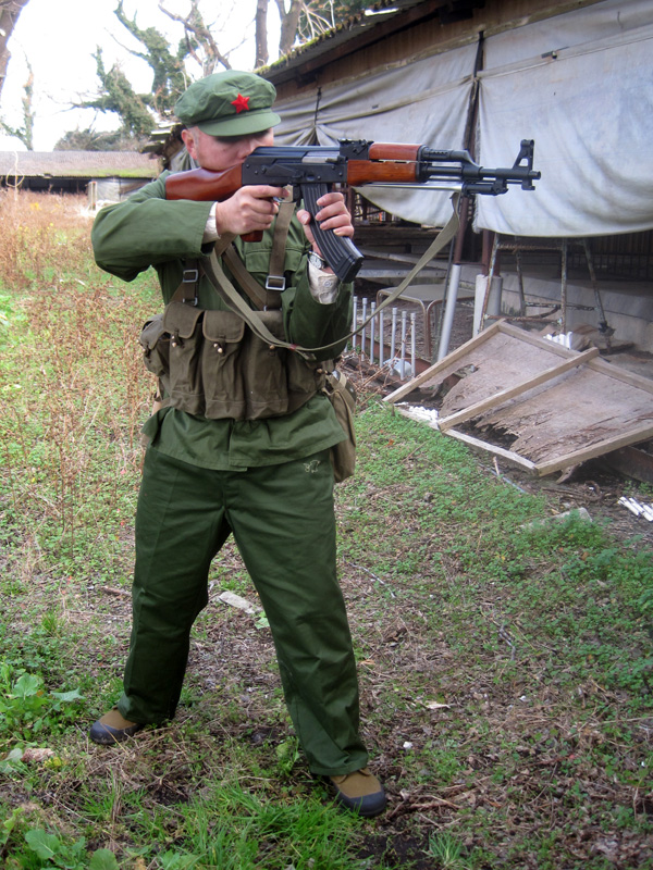 中国軍　56式弾帯(チェストリグ) 中国軍実物 56式弾帯 AKチェストリグ 初期型 65年製 （旧